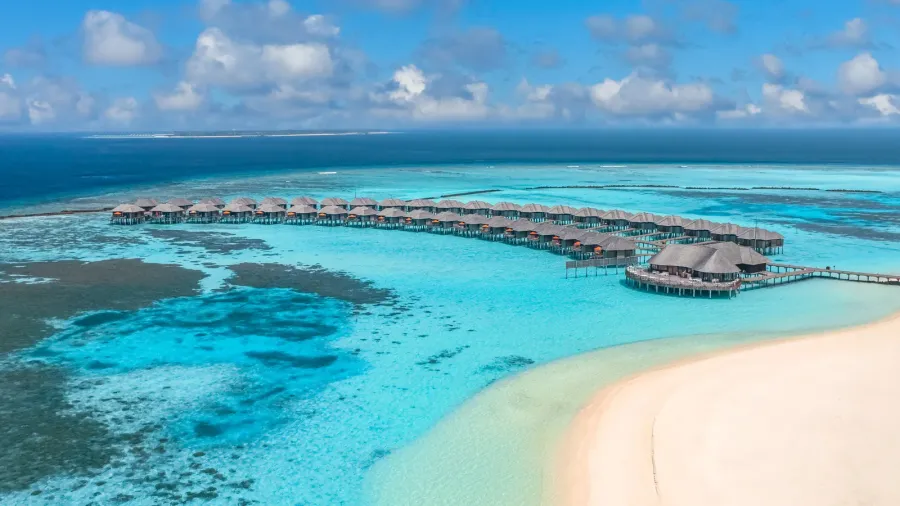 perfect view on maldives island luxury water villas