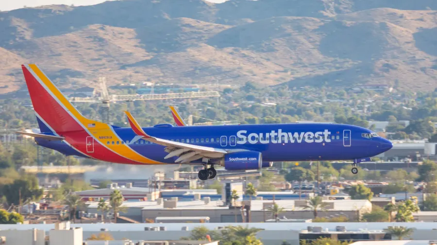 phoenix united states  23112019 boeing 737 southwest in phoenix