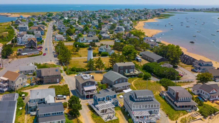 plum island lighthouse aka newburyport harbor lighthouse was built in