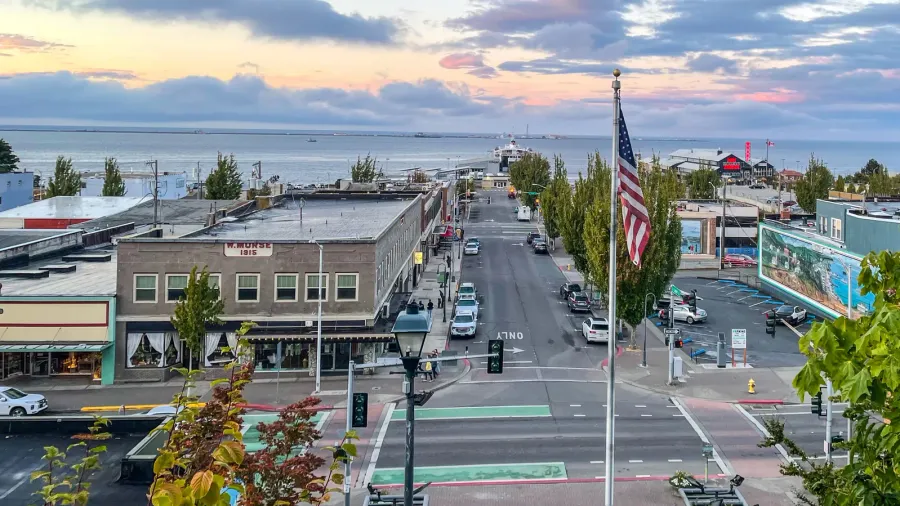 port angeles is a city in and the county seat