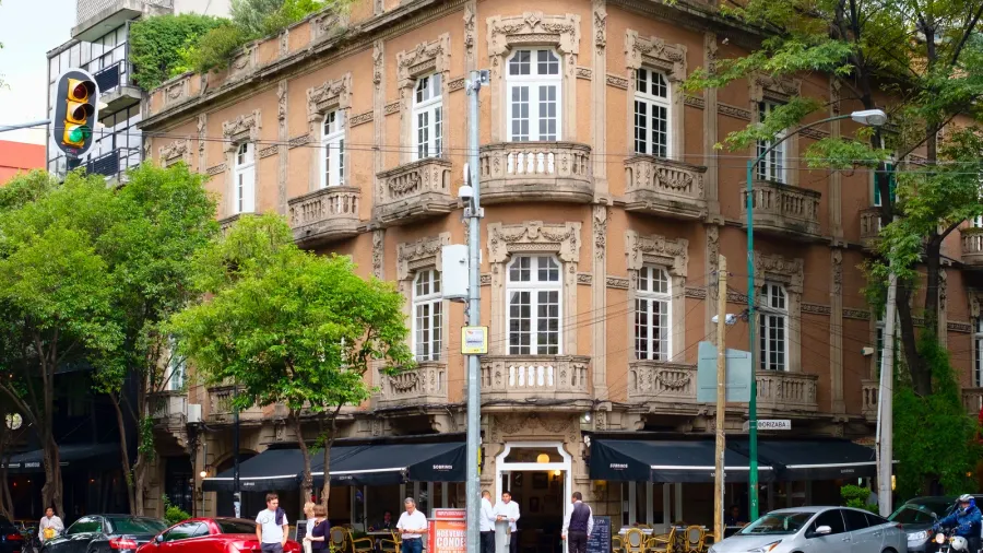 restaurant at the alvaro obregon avenue on the fashionable roma