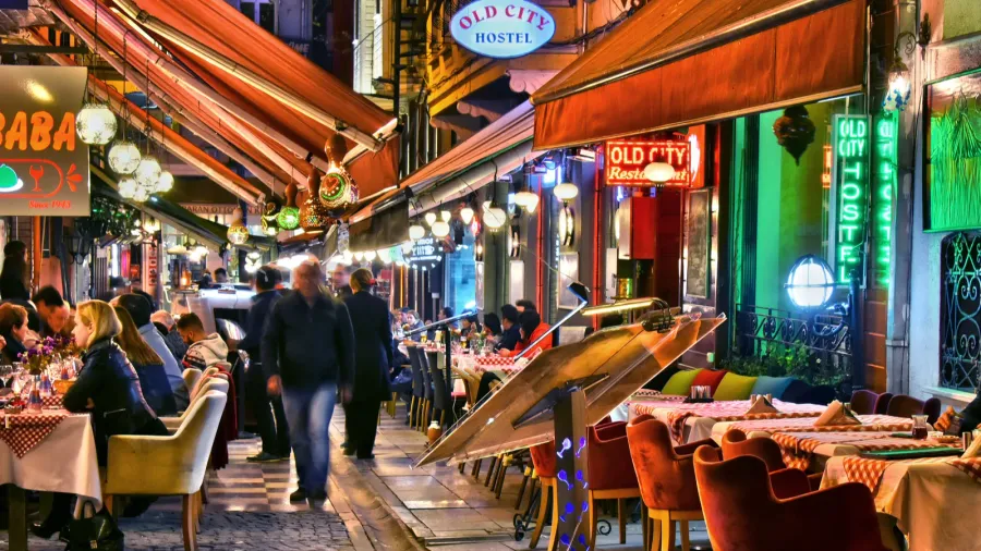 restaurants in istanbul by night