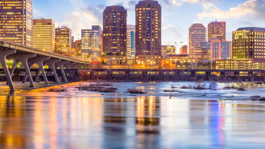 richmond virginia usa skyline