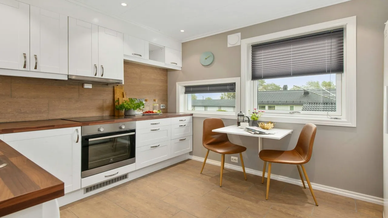 wooden floor of kitchen