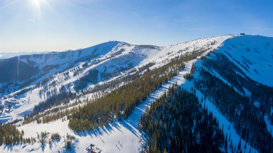 schweitzer idaho ski area winter snow mountain peaks panoramic a