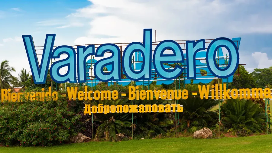 sign at the entrance of varadero beach in cuba