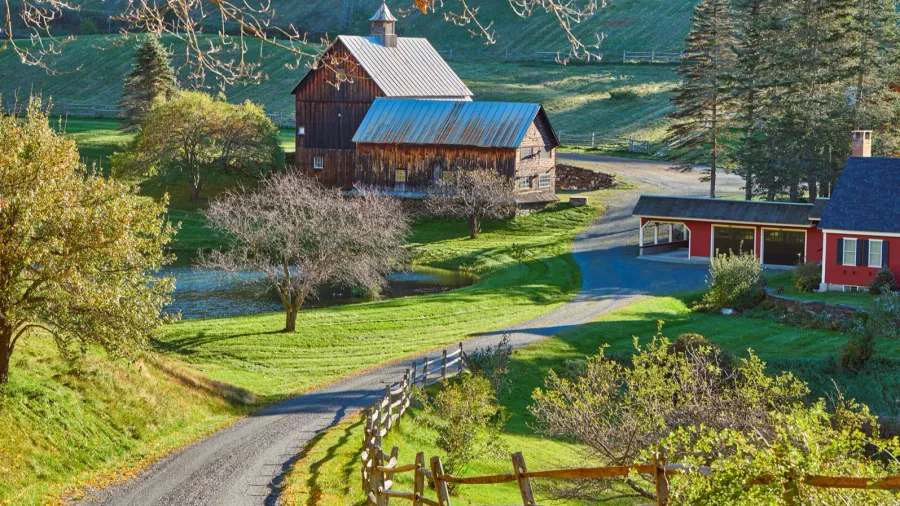 sleepy hollow farm at sunny autumn day in woodstock vermont