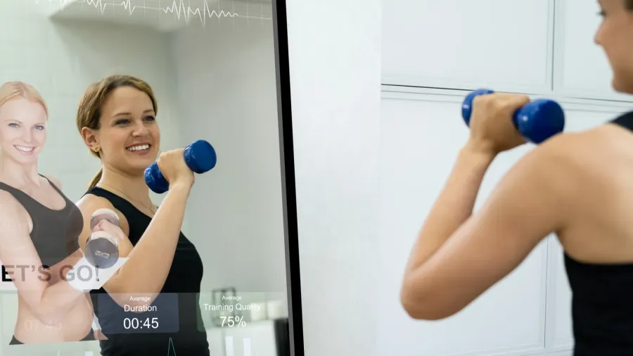 smart mirror workout and exercise class women doing fitness