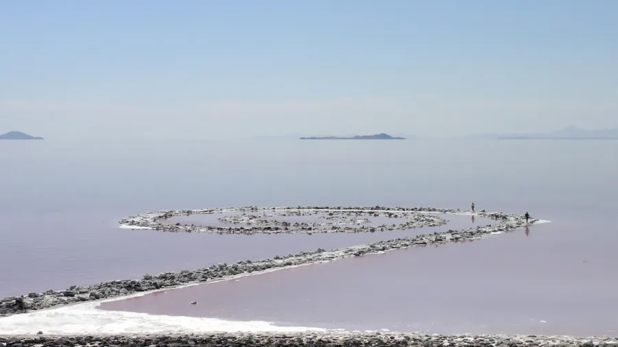 spiral jetty in salt lake utah