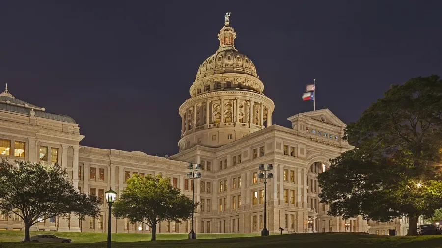 state capital of texas at night