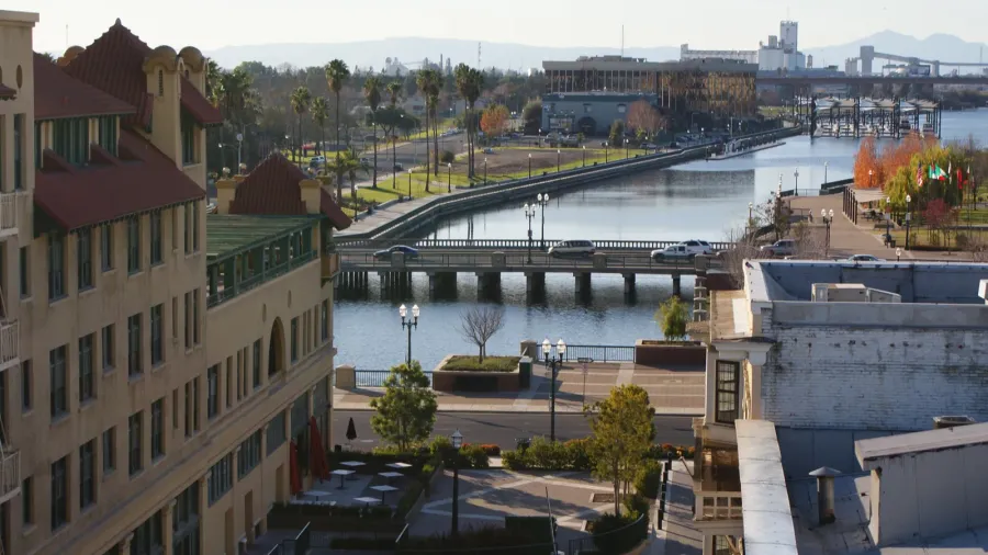 sunny day in downtown stockton
