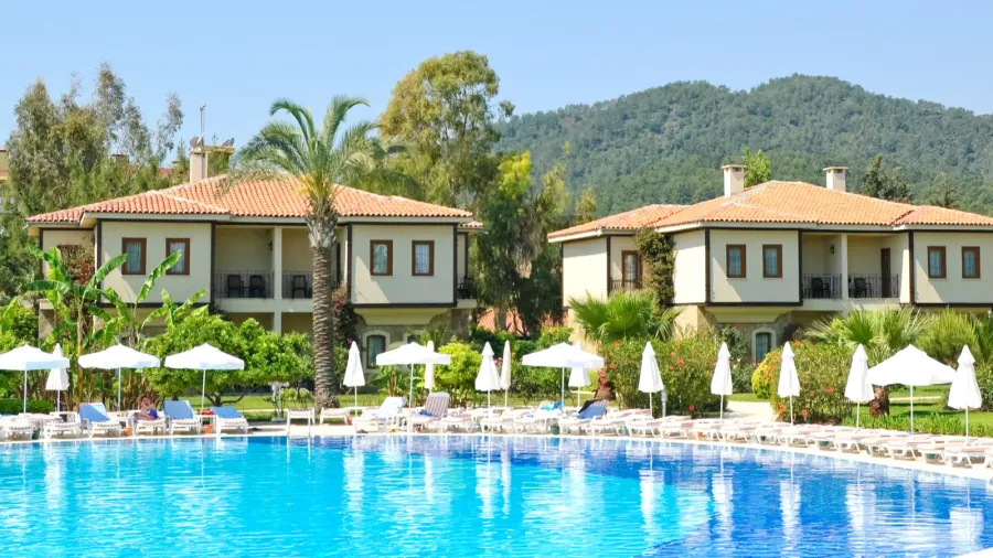swimming pool at vip villas antalya