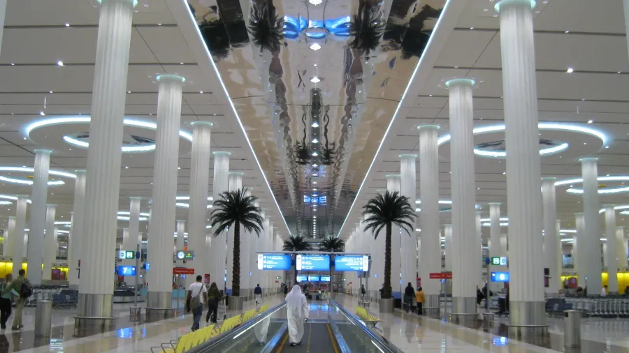 terminal 3 emirates at dubai international airport