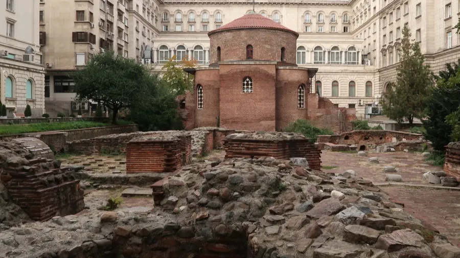 the church of saint george famous red brick rotunda in