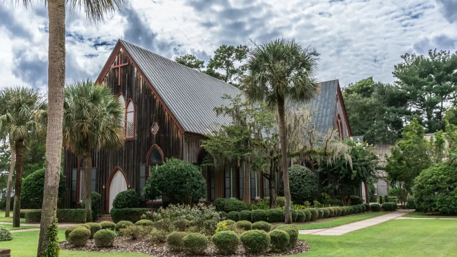 the historic church of the cross in bluffton south carolina