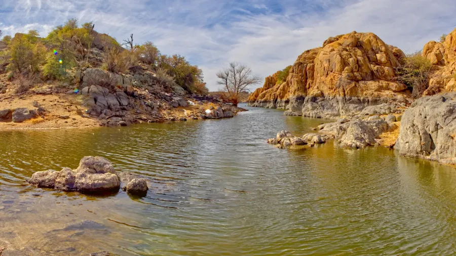 the secret cove in watson lake prescott arizona located where