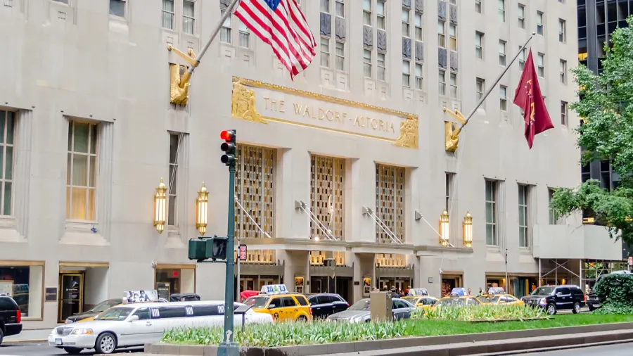 the waldorfastoria hotel in new york city