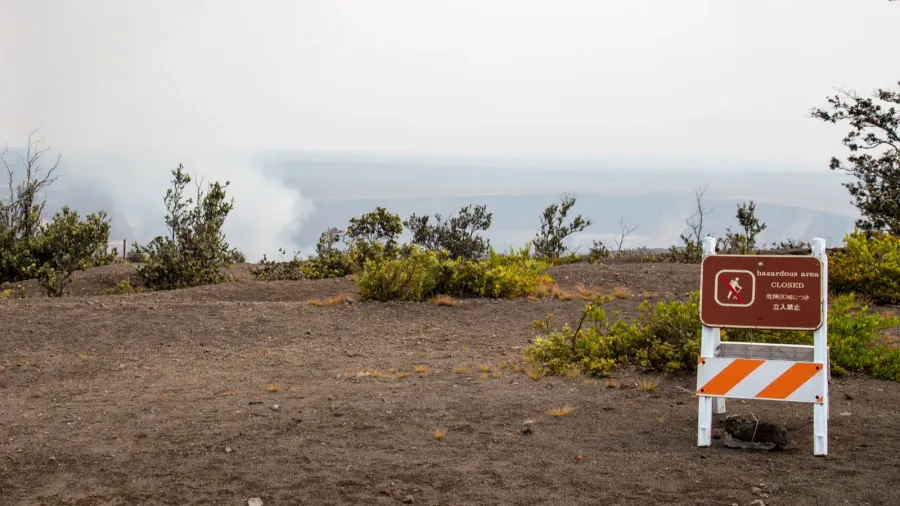 usa  hawaii  big island  hawaii volcanoes national