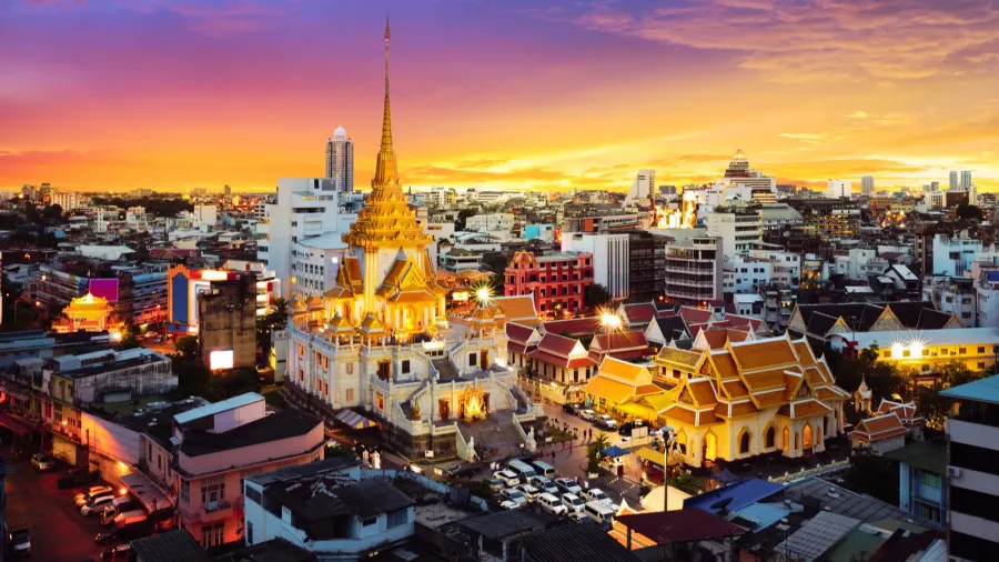 wat trimitr bangkok