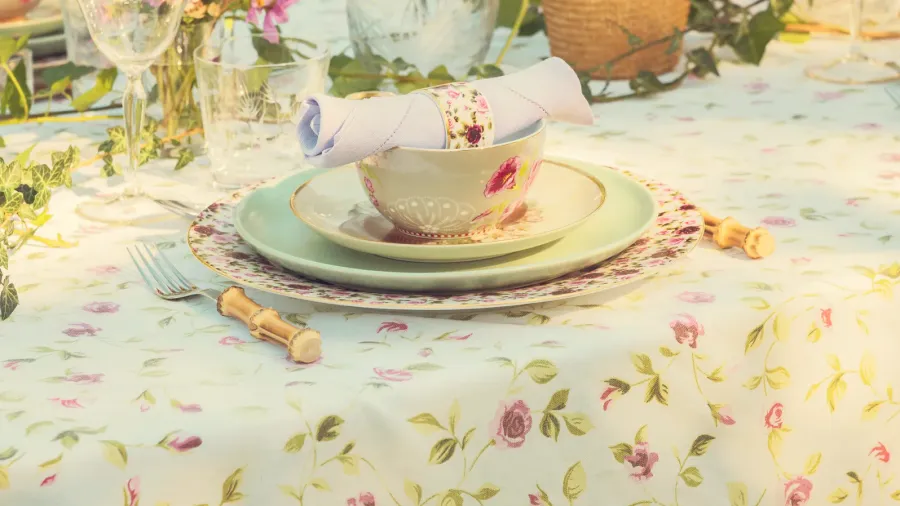 wedding table setting