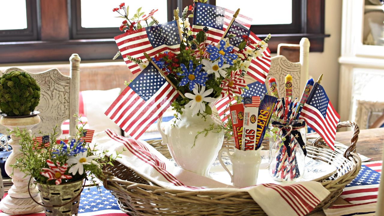 Independence Day table setting