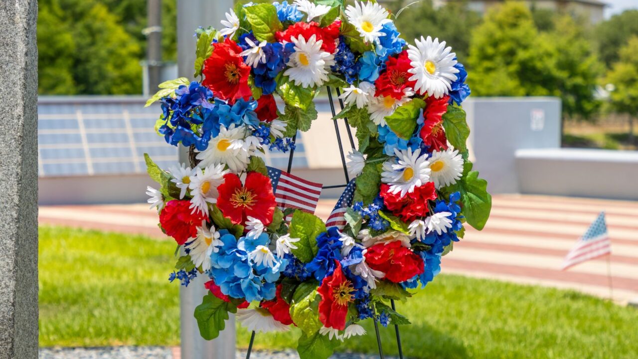 USA flag color wreath