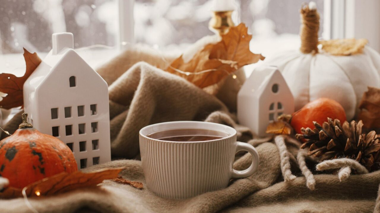 windowsill decor