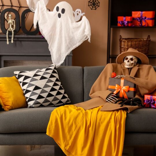 How to Plan the Perfect Halloween Party