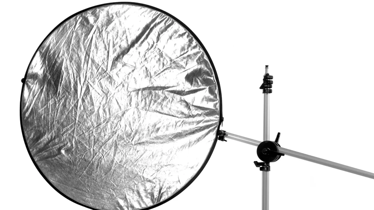 Reflector for a photo studio