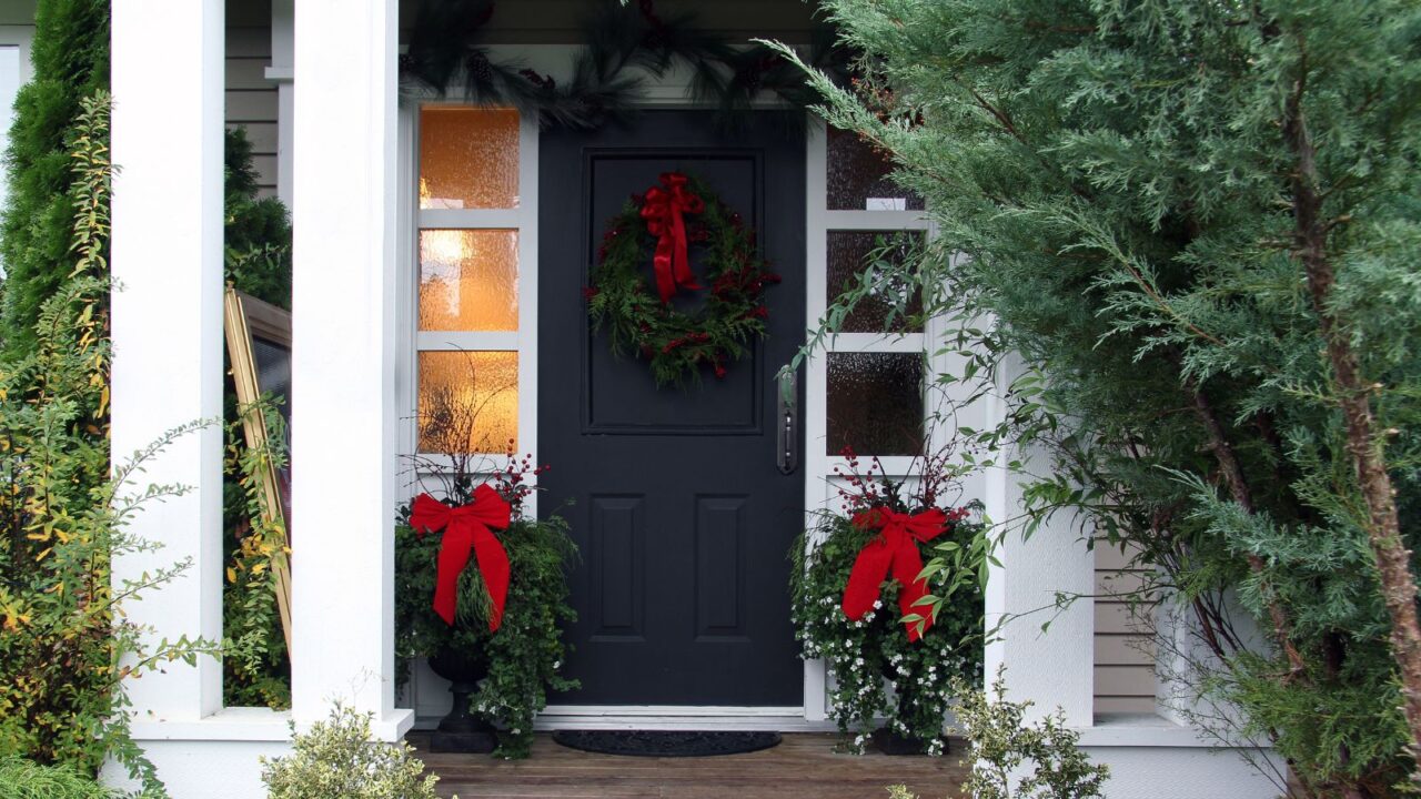 Velvet ribbon wreath