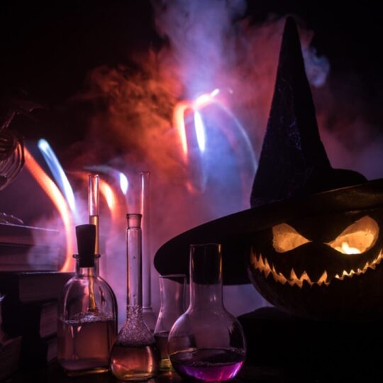 How to Decorate Your Home for Halloween?