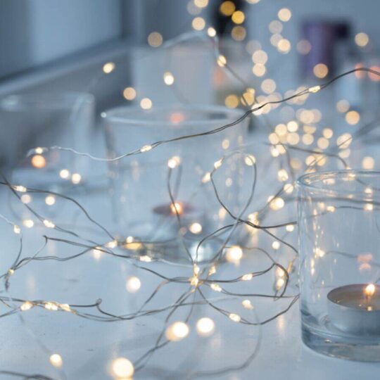 Chic DIY Winter Decor Ideas for a Cozy Home