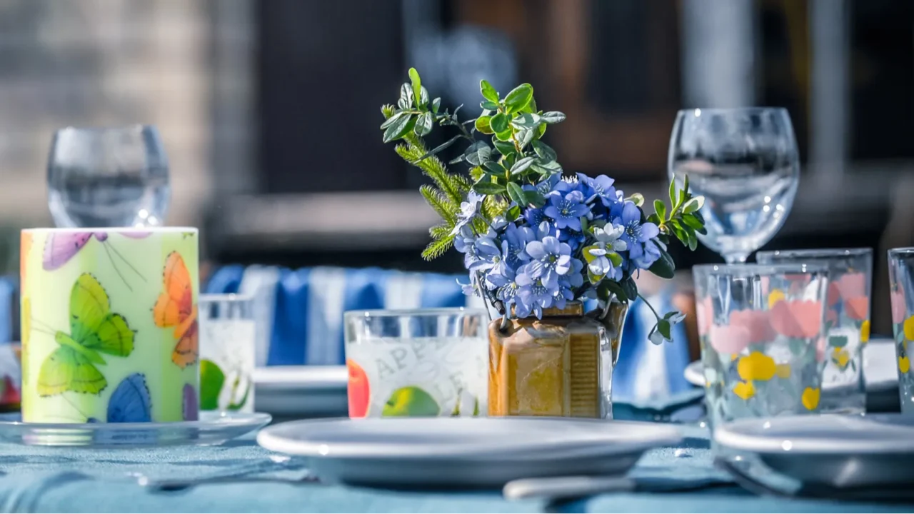 Dining outside in spring