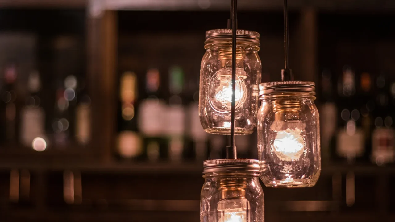 Vintage DIY light bulb hanging in jars.