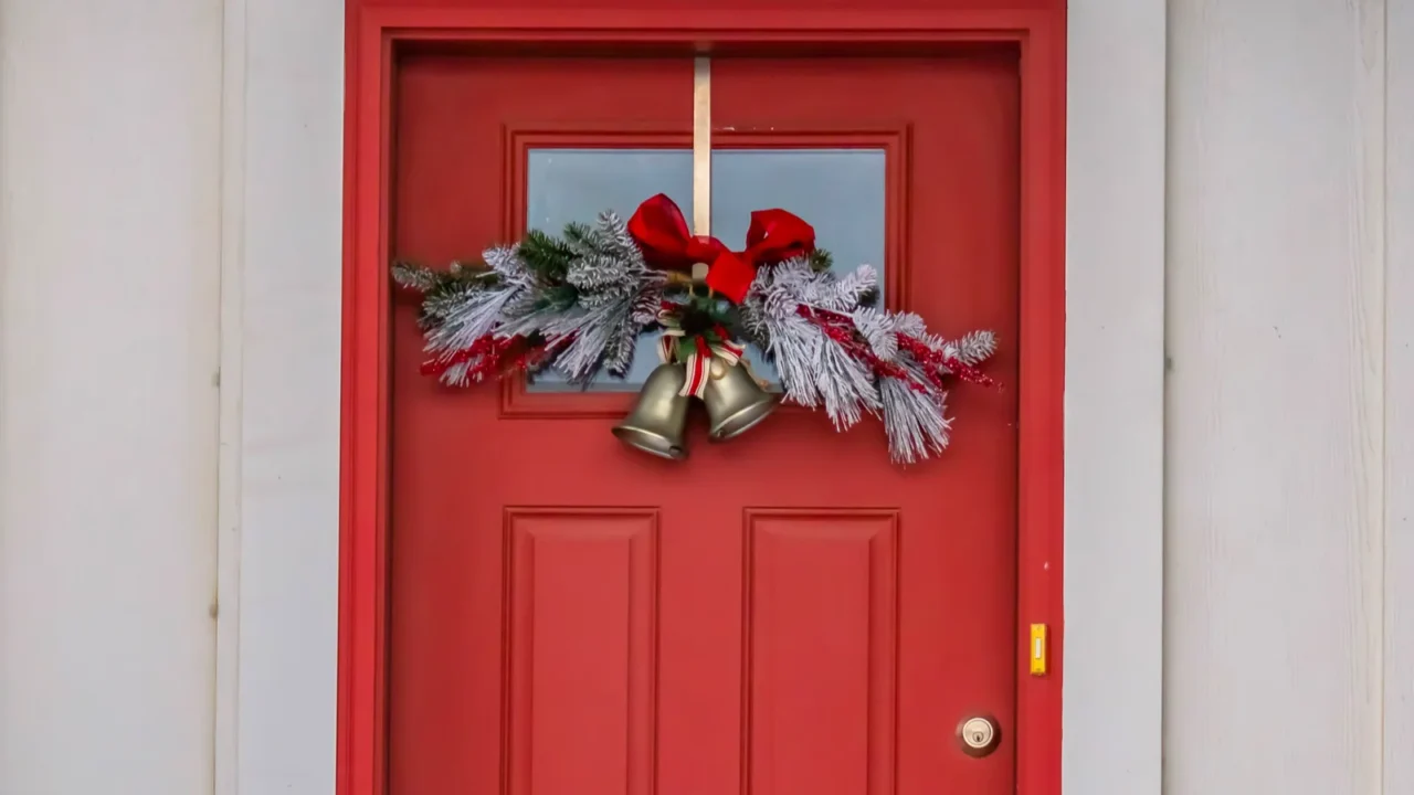 clear panorama front door with glass panel and holiday decoration