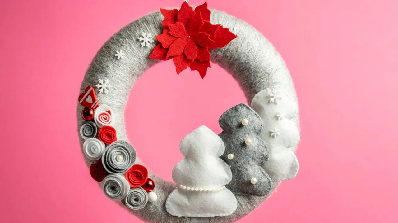 close up on homemade yarn wreath diy wool decoration hobby