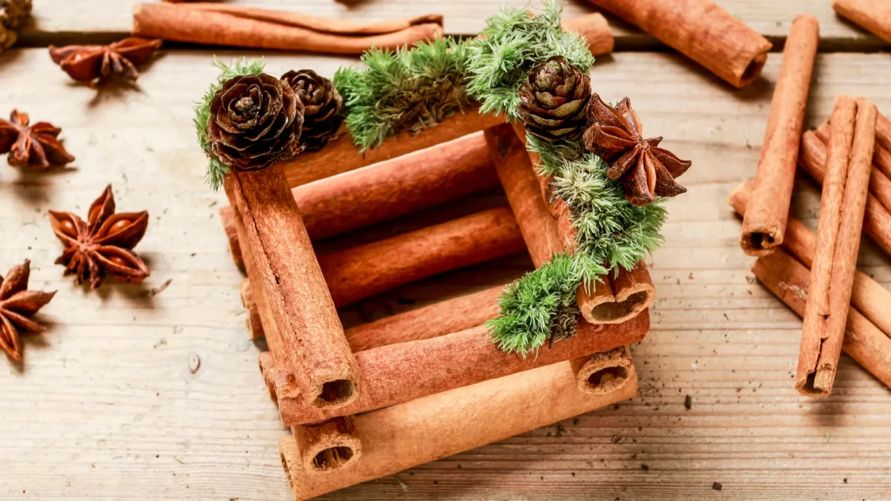 how to make christmas candle holder with cinnamon sticks tutori