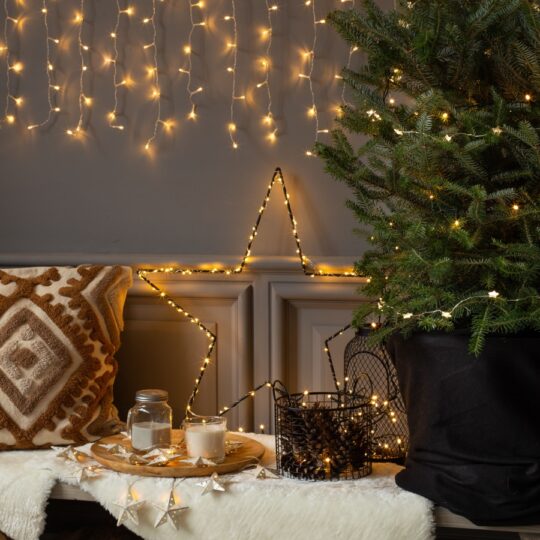 How to Revamp Christmas Decor for New Year’s