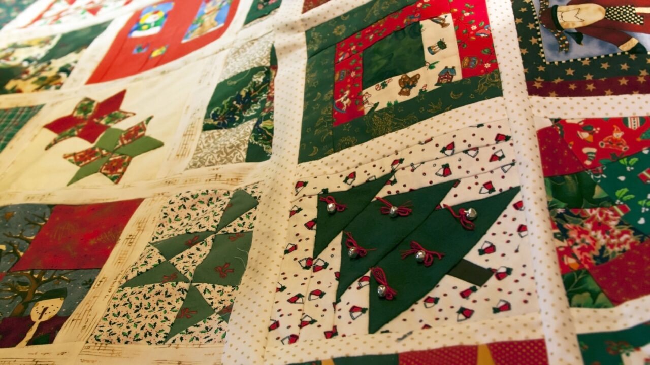 Christmas quilt in red, green and white.