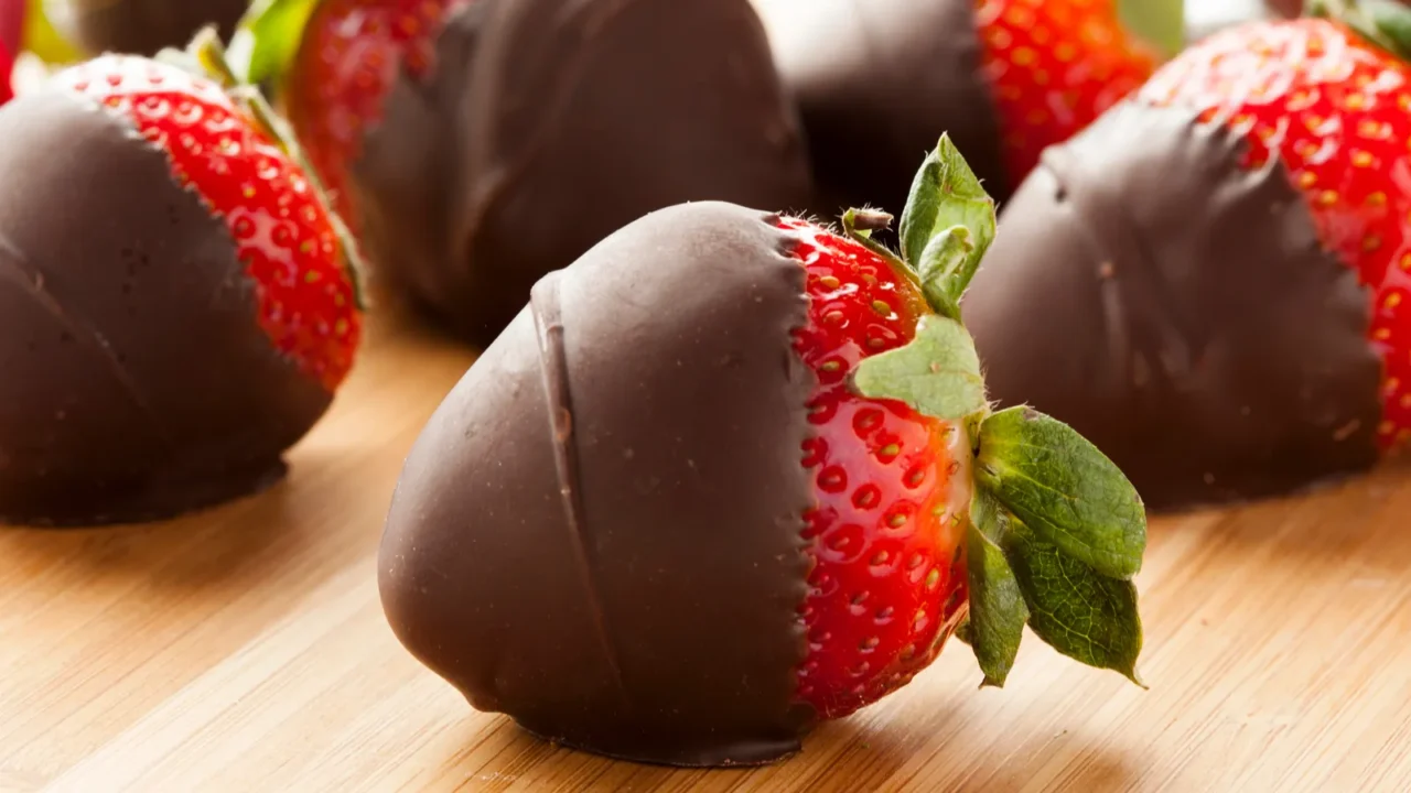 gourmet chocolate covered strawberries