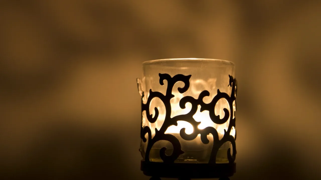 jar candle holder with light