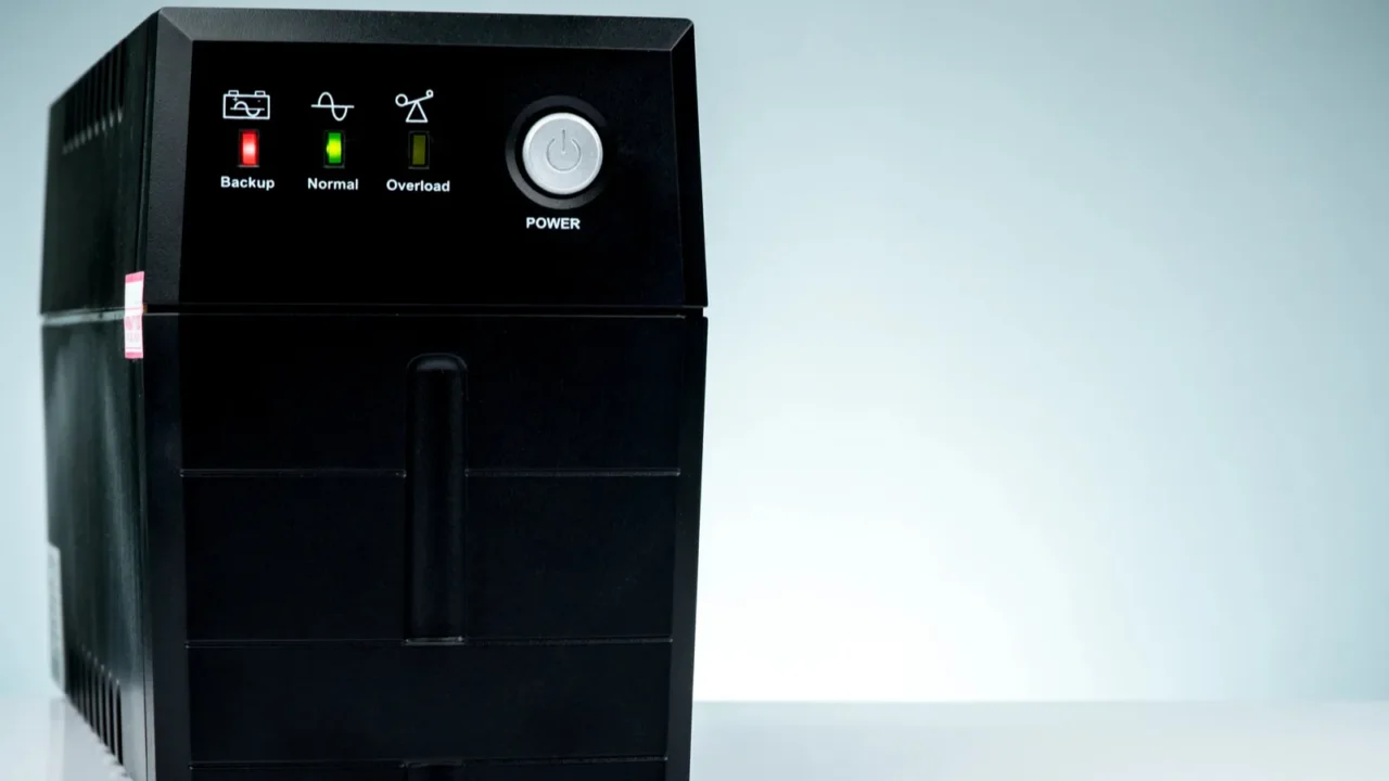 uninterruptible power supply backup power ups with battery isolated on