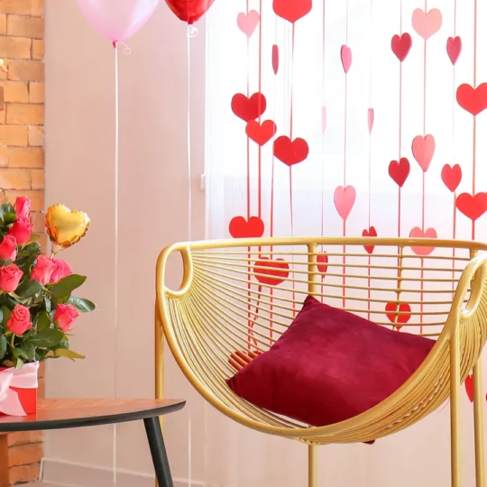 Last Minute, Budget-Friendly Valentines Day Decor