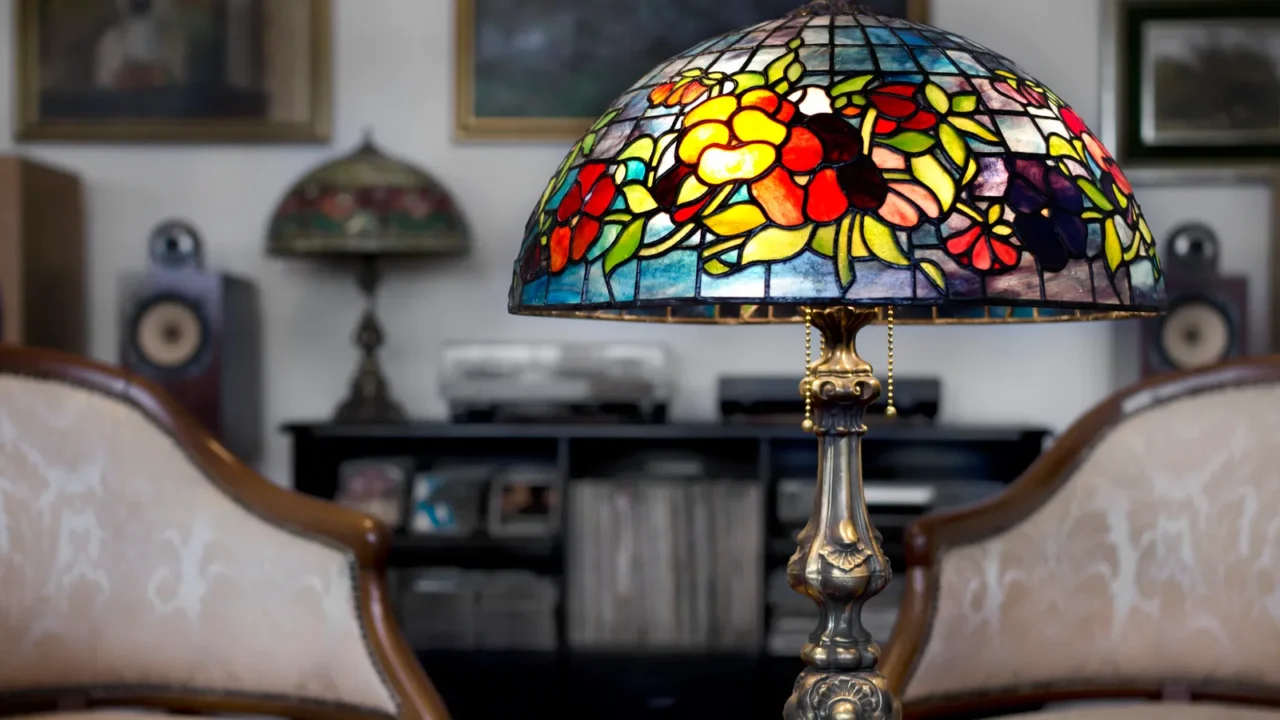 tiffany lamp