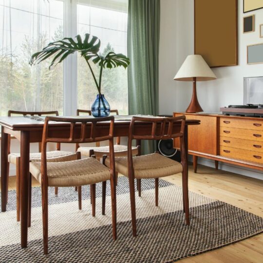 Are Nature-Inspired Dining Rooms the New Luxury?