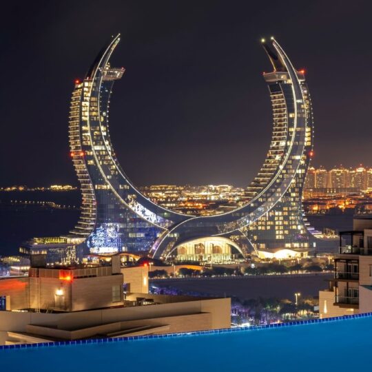 The Most Iconic Hotel Buildings Around the World