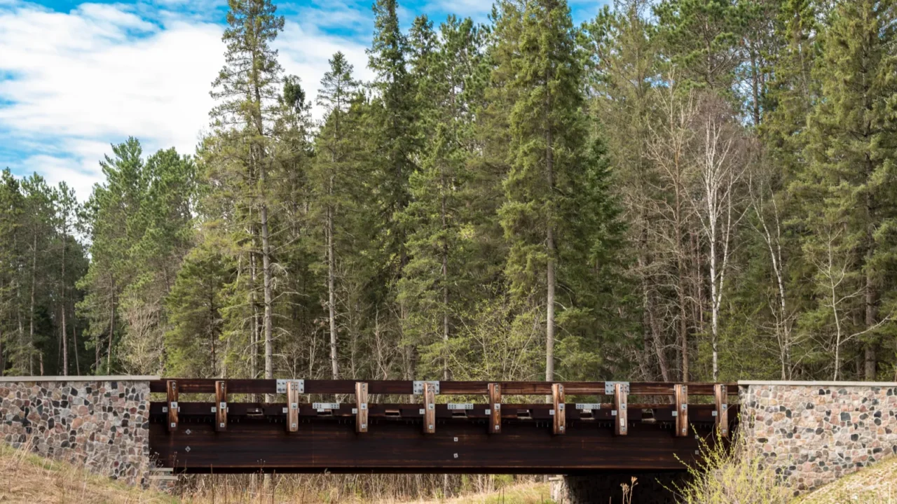 first highway bridge over mississippi river in itasca state park