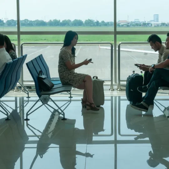 10,000+ Flights Disrupted, Is U.S. Air Travel in Crisis?