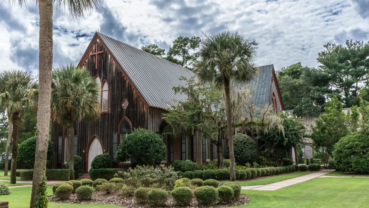the historic church of the cross in bluffton south carolina