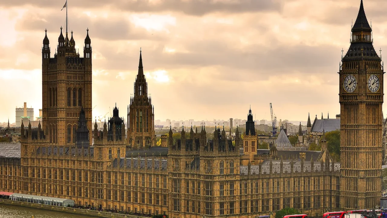 big ben and houses of parliament london uk